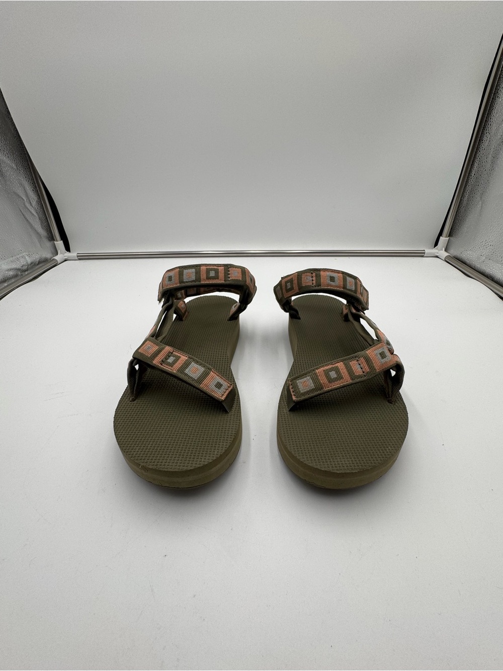 Teva Midform Universal Retro Squares Unwind Womens 6.5 Hiking Sandals